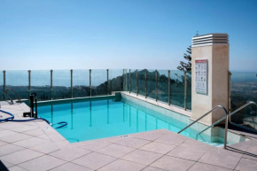 Precioso apartamento con piscina infinita y magníficas vistas
